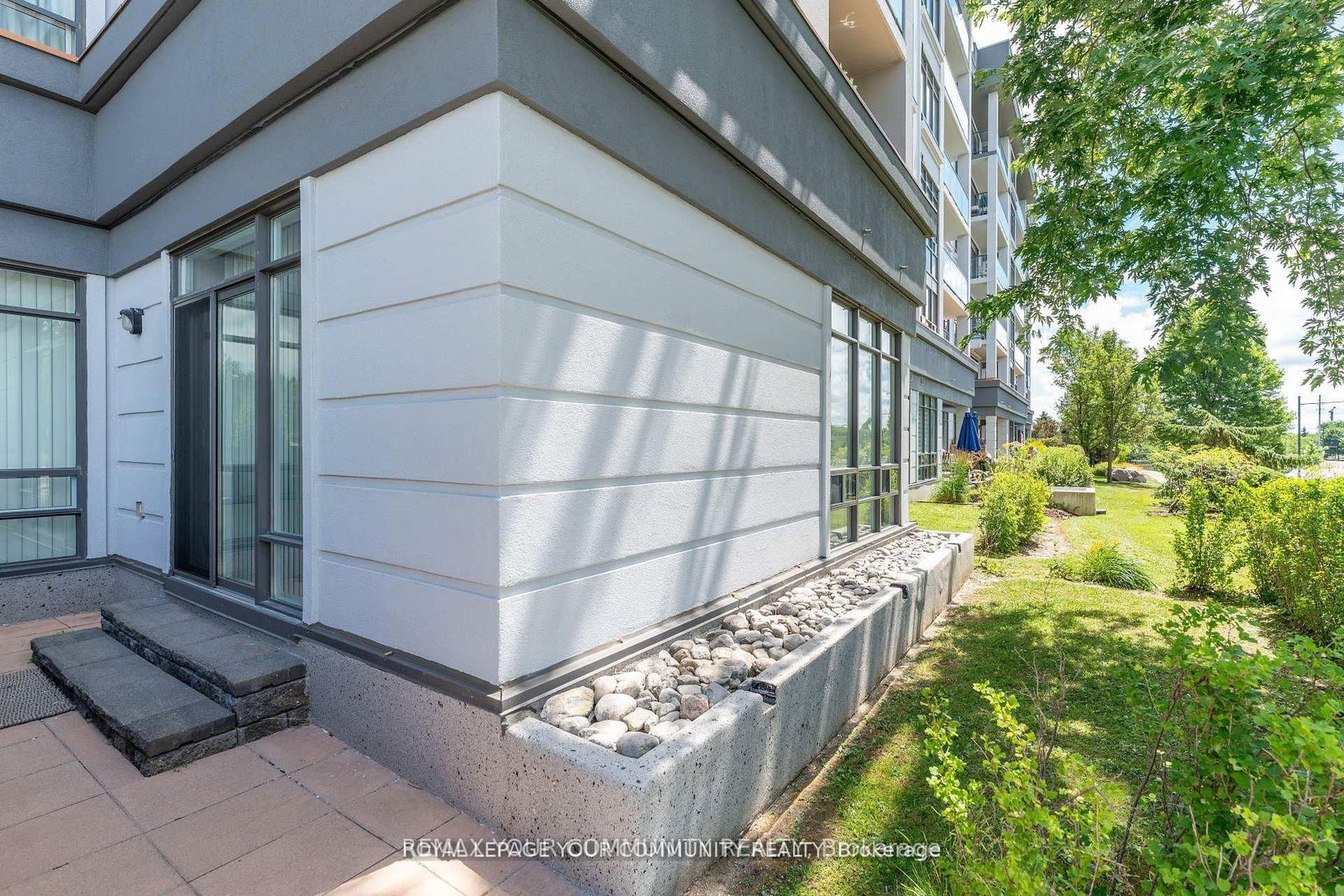 11121 Yonge Street, Unit 110 - Photo 14