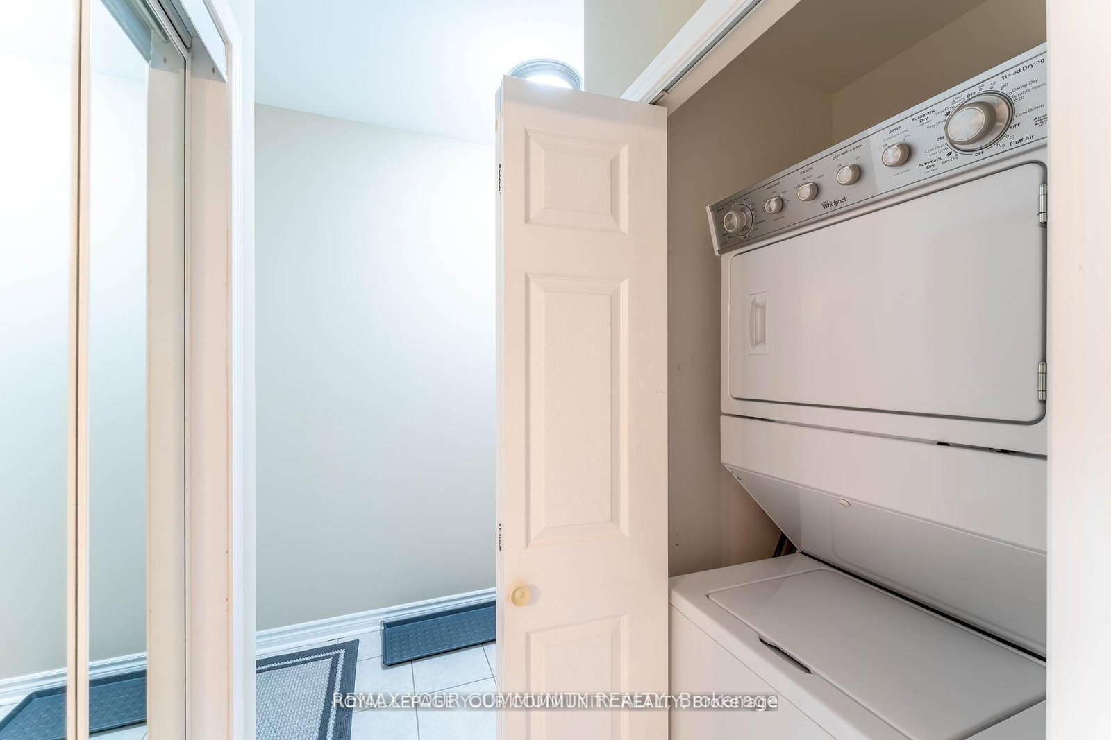 11121 Yonge Street, Unit 110 - Photo 17