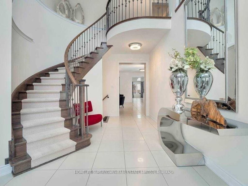 96 Trammel Dr W, Vaughan, L4H 0W3 | Image 2