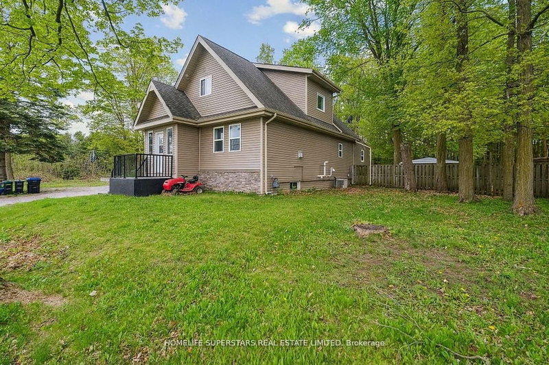 4290 Yonge St, Bradford West Gwillimbury, L0L 1R0 | Image 2