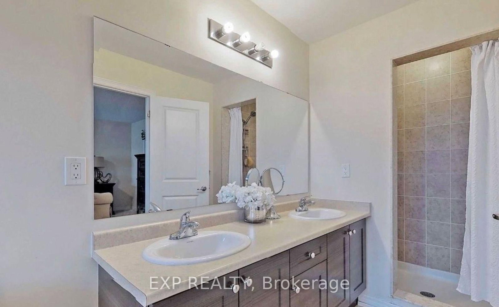 625 Sweetwater Crescent - Photo 9