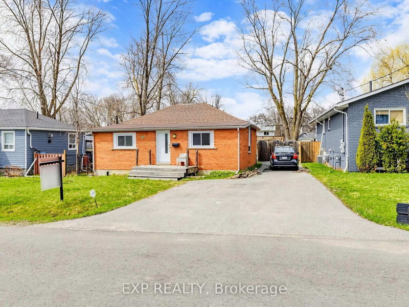 262 Woodycrest Ave, Georgina, L4P 2W2 | Image 3