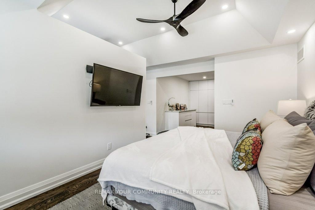 3 Strathroy Crescent - Photo 24