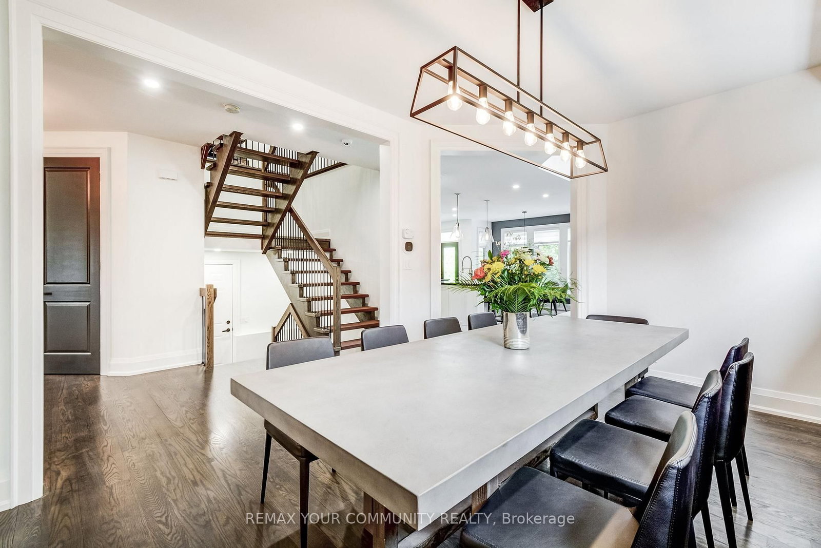 3 Strathroy Crescent - Photo 8