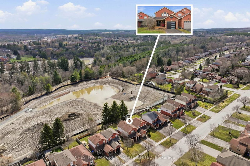 31A South Balsam St, Uxbridge, L9P 1V2 | Image 3