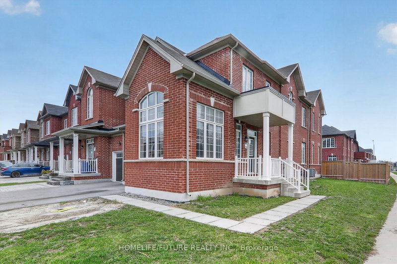 1 Reddington Rd, Markham, L3S 0E2 | Image 2