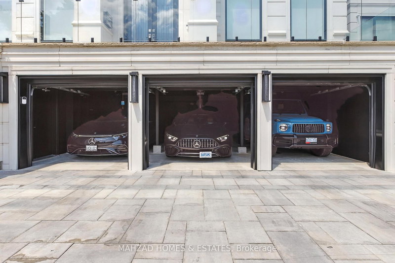 30 B Scott Dr, Richmond Hill, L4C 6V6 | Image 2