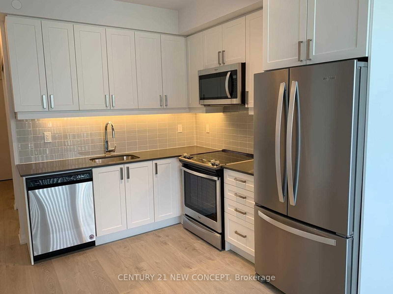 702 - 7895 Jane St, Vaughan, L4K 2M7 | Image 3