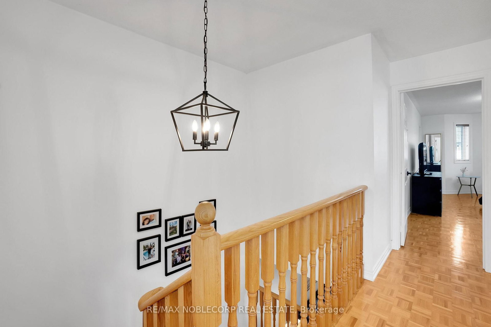 239 Royal Appian Crescent - Photo 18