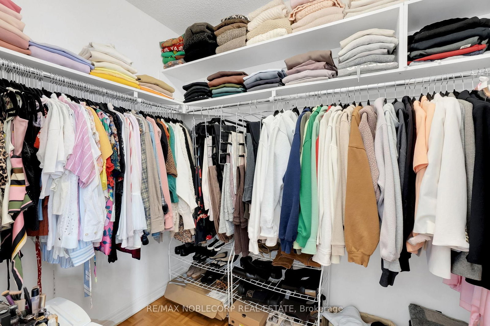 239 Royal Appian Crescent - Photo 23