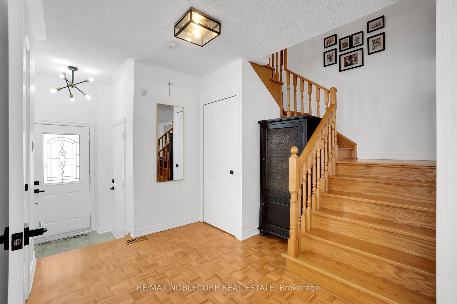 239 Royal Appian Crescent - Photo 7