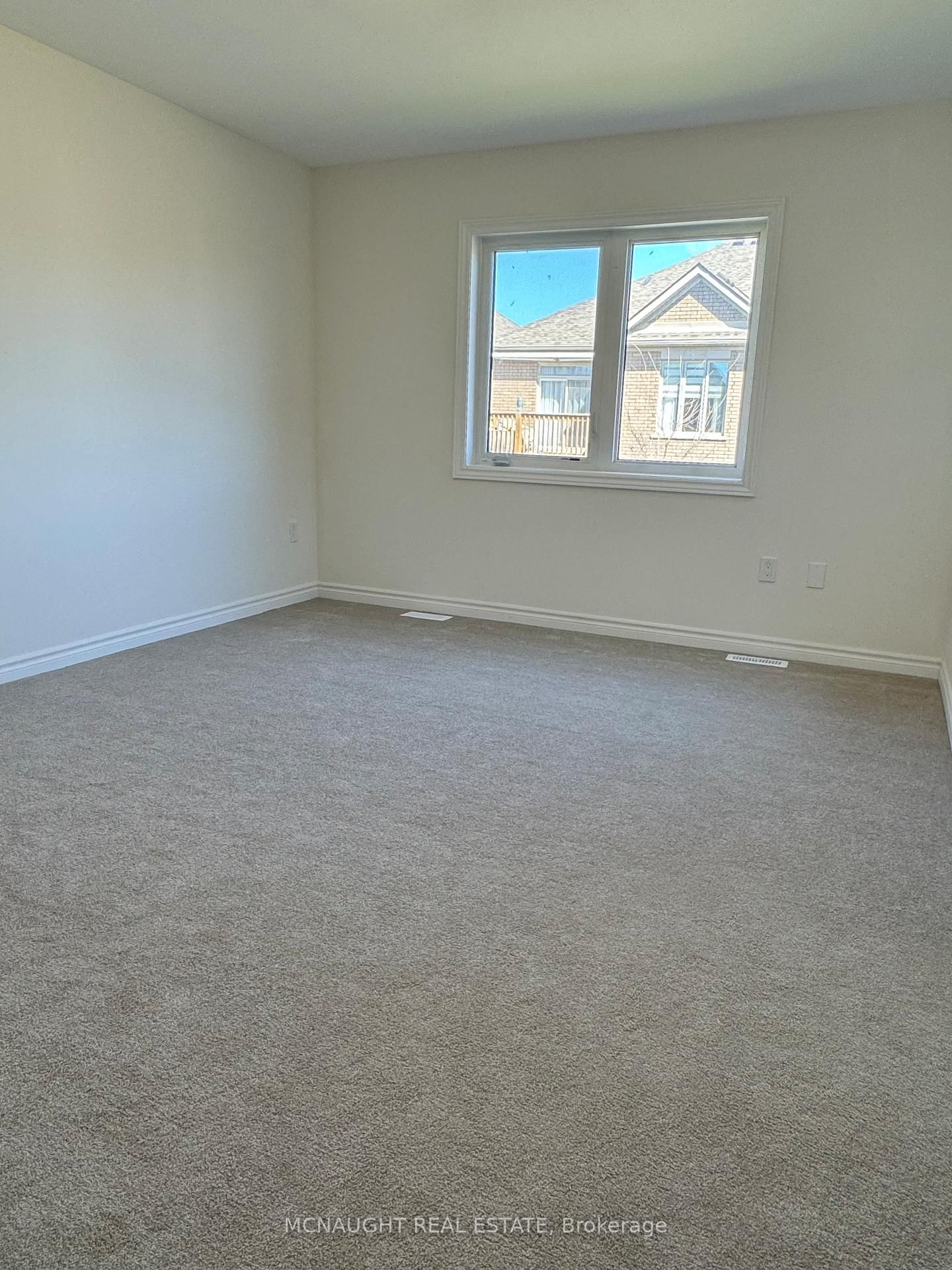 39 Lawrence D. Pridham Avenue - Photo 11