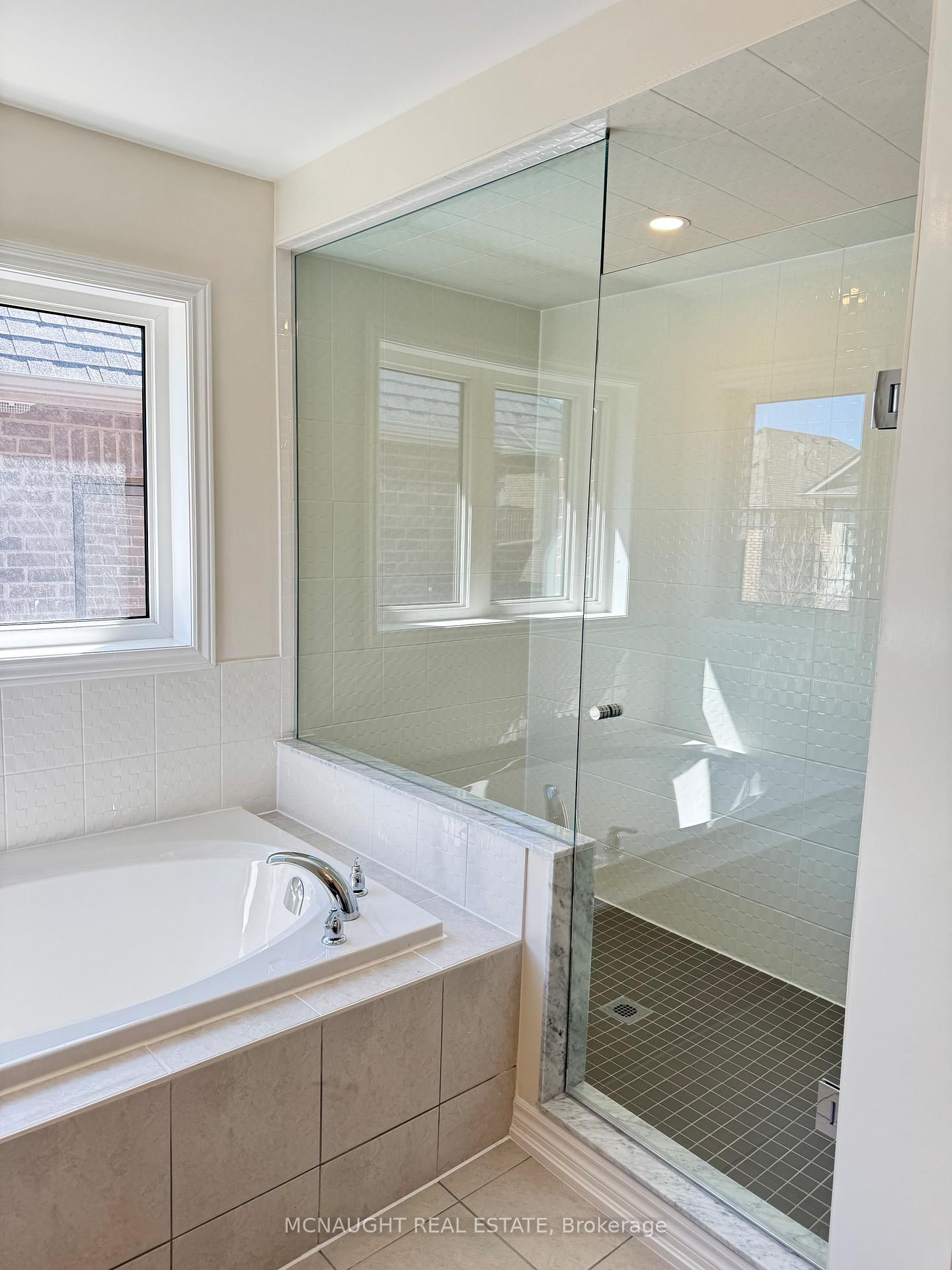 39 Lawrence D. Pridham Avenue - Photo 13