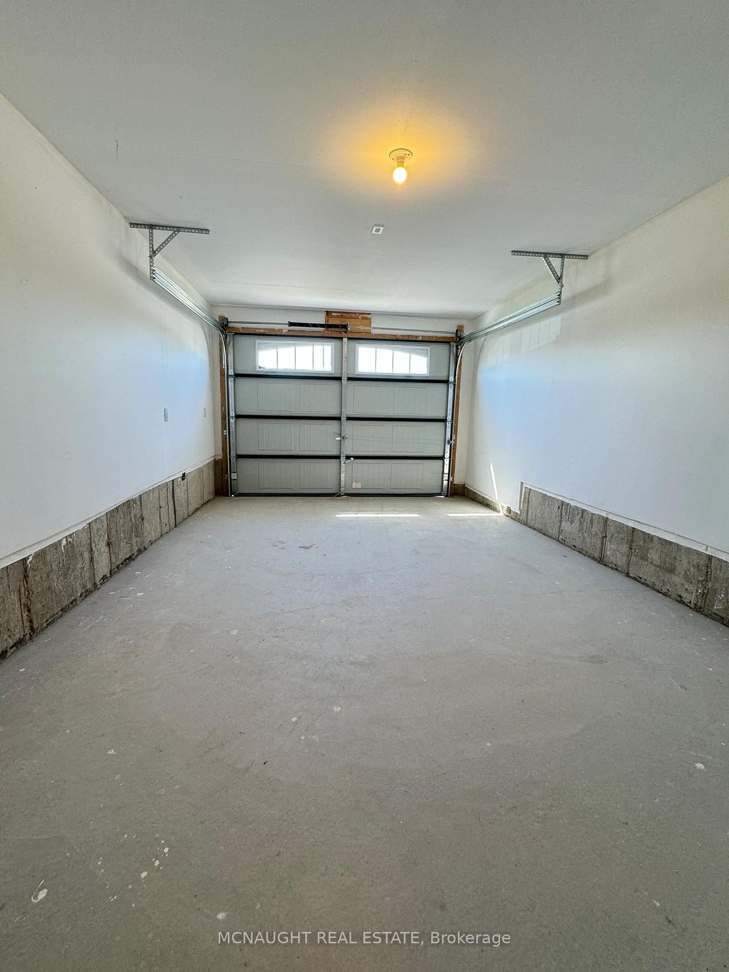 39 Lawrence D. Pridham Avenue - Photo 18