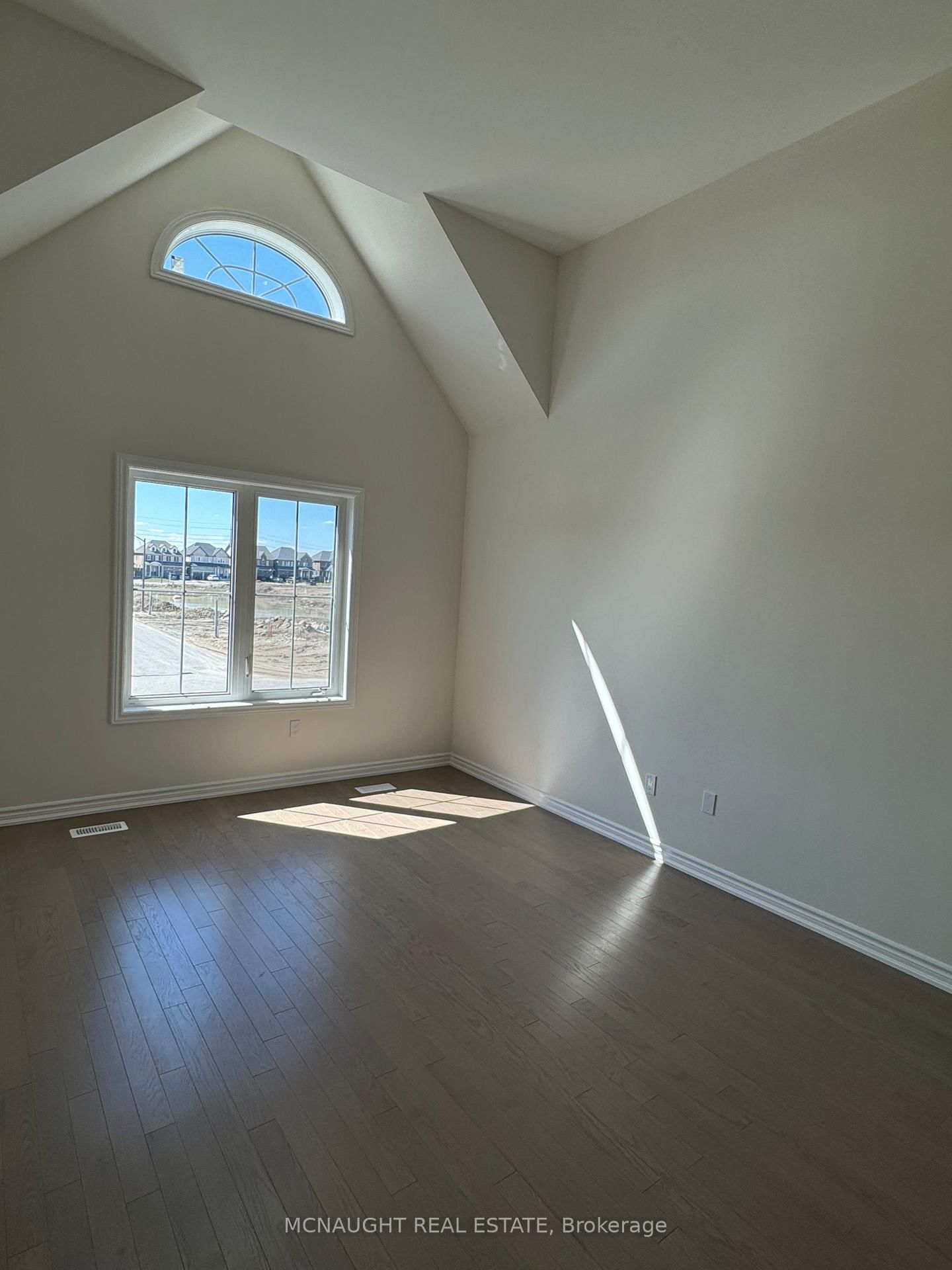 39 Lawrence D. Pridham Avenue - Photo 9