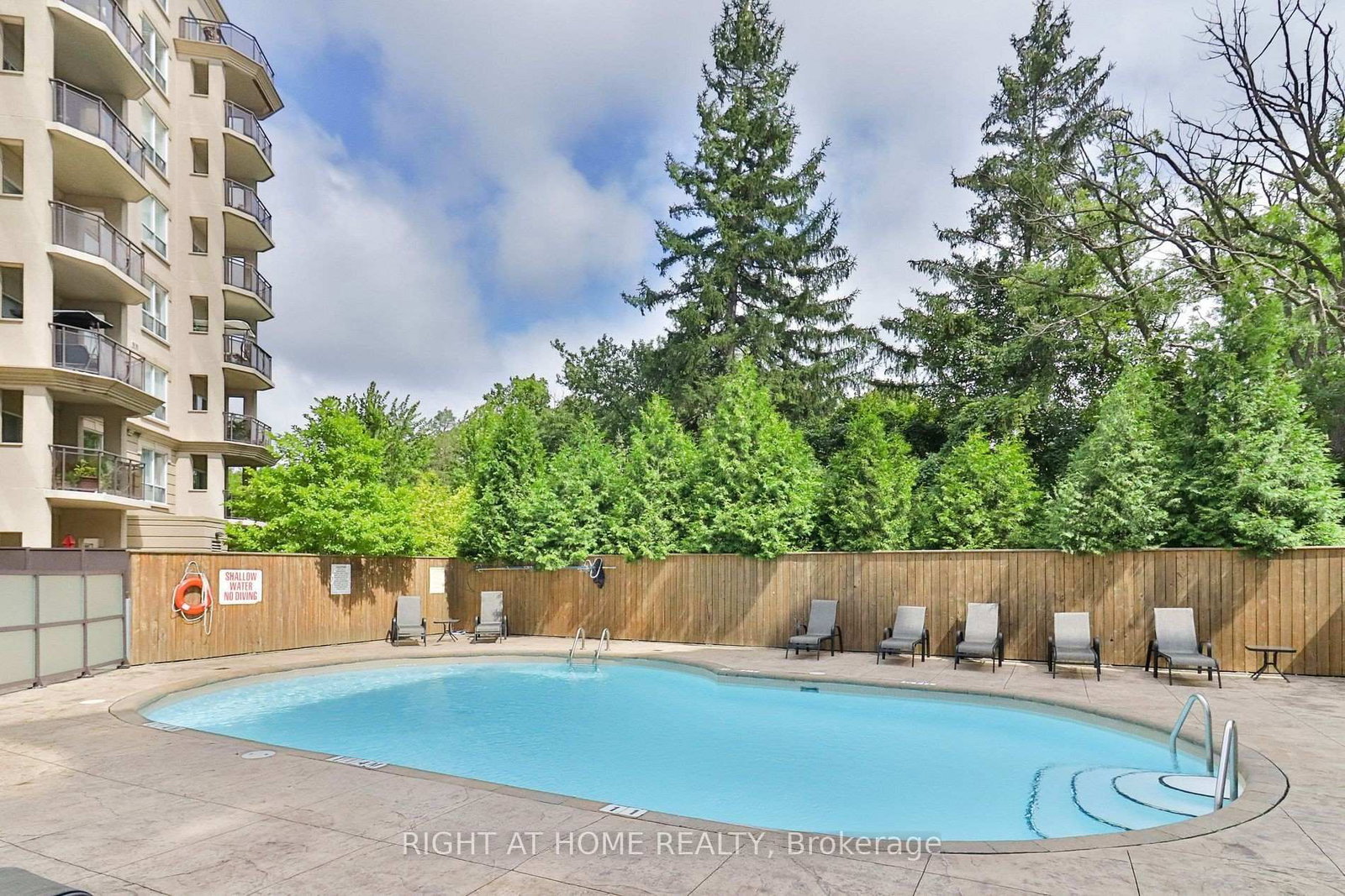 8 Maison Parc Court, Unit 305 - Photo 21