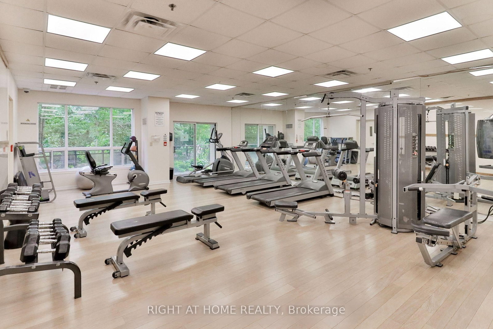 8 Maison Parc Court, Unit 305 - Photo 22