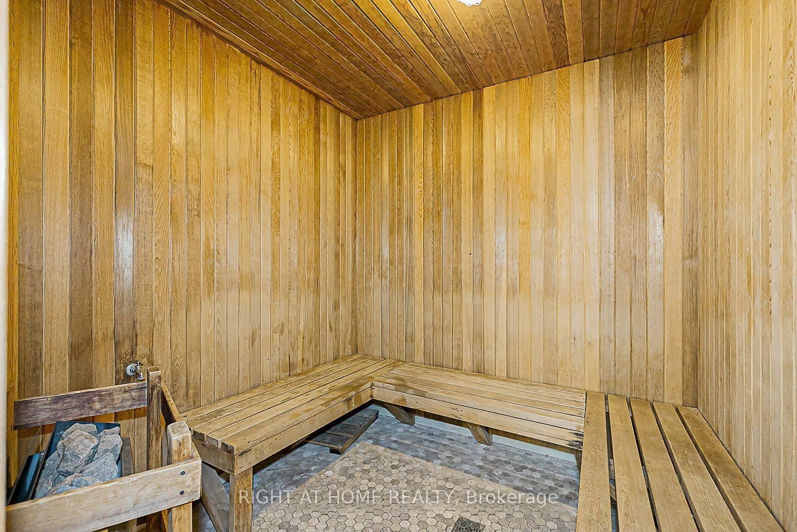 8 Maison Parc Court, Unit 305 - Photo 24