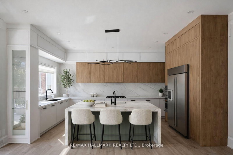 81 Child Dr, Aurora, L4G 1Y8 | Image 2