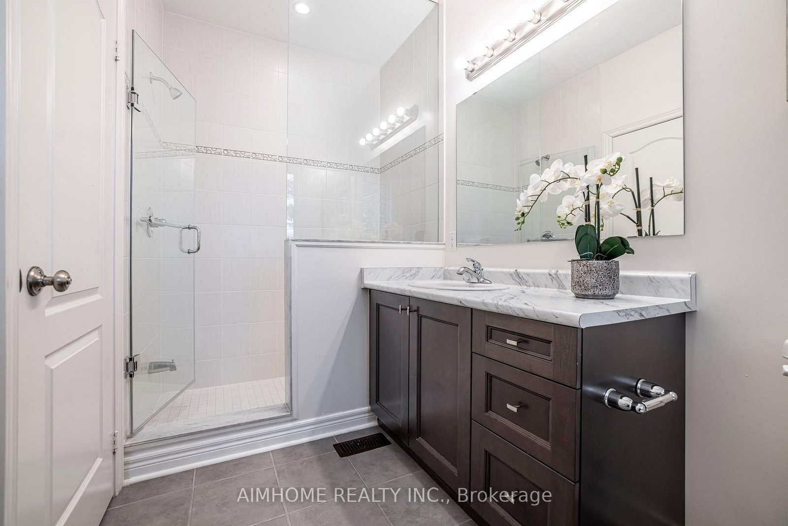 92 Radial Drive - Photo 15