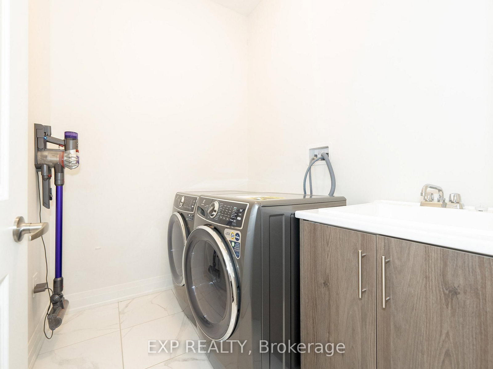 14 Longworth Avenue - Photo 19