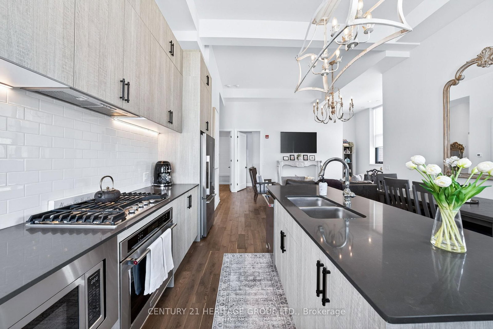 400 Park Avenue, Unit 304 - Photo 12