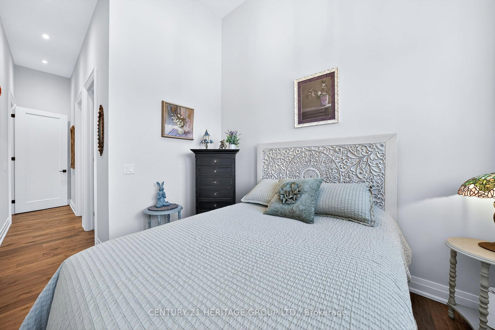 400 Park Avenue, Unit 304 - Photo 19