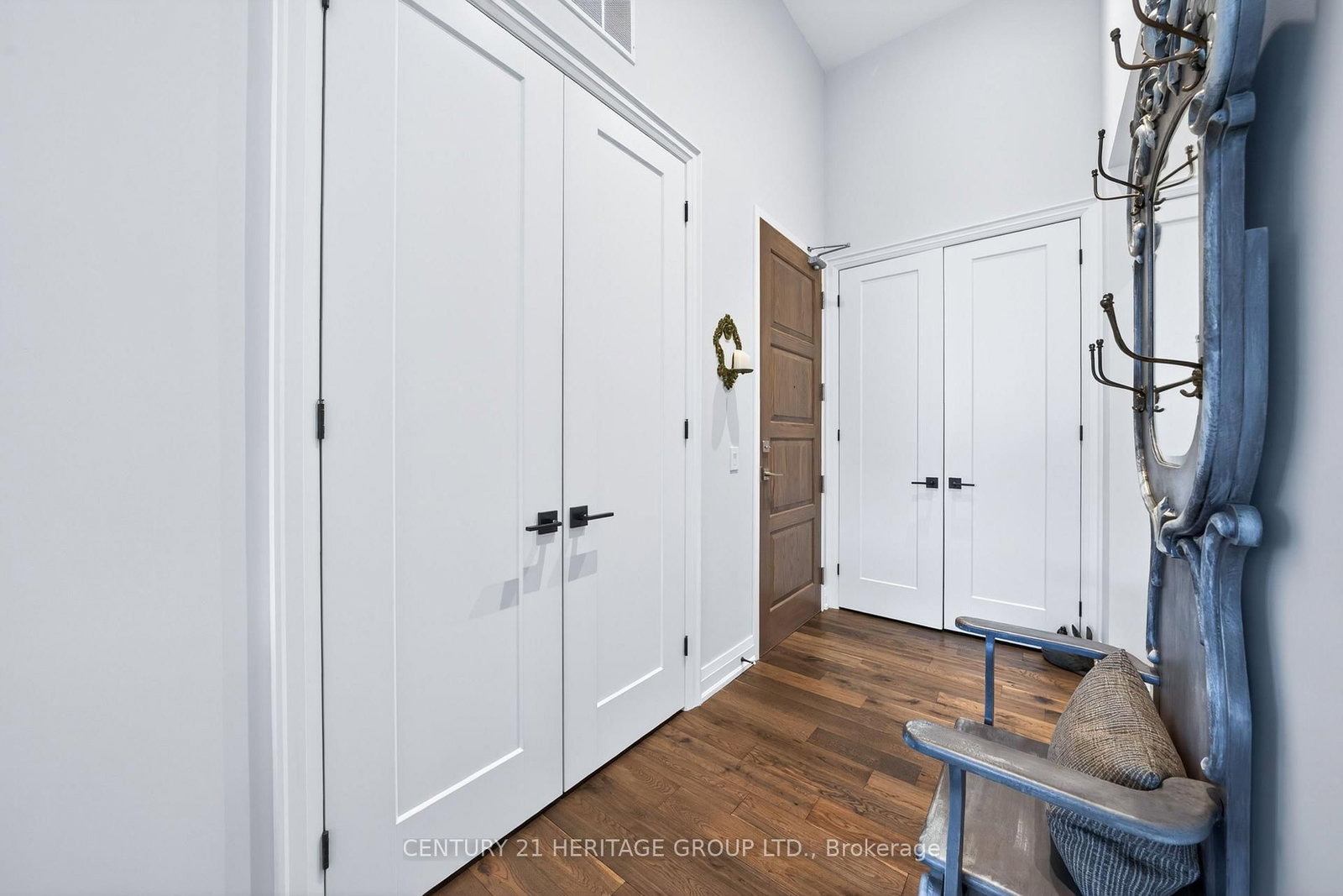 400 Park Avenue, Unit 304 - Photo 3