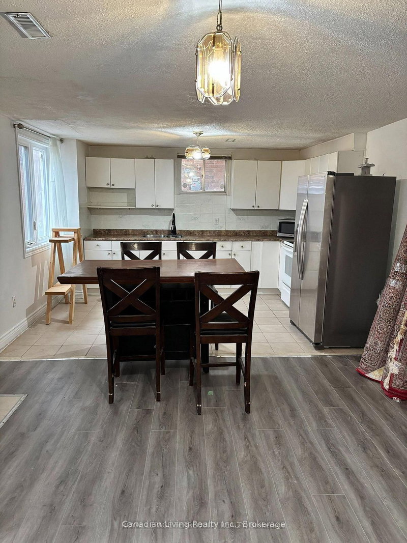 19 Cygnus Dr, Richmond Hill, L4C 8P4 | Image 3