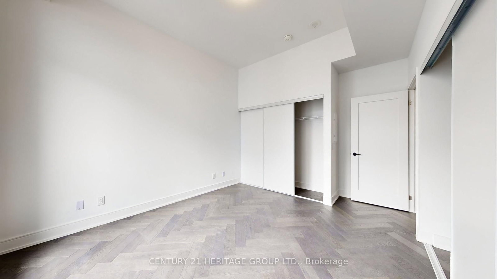 8888 Yonge Street, Unit 1205 - Photo 19