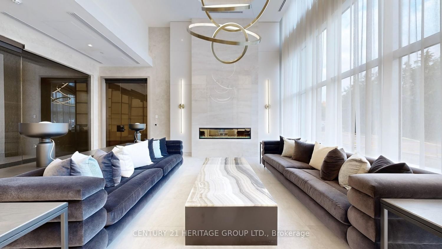 8888 Yonge Street, Unit 1205 - Photo 3