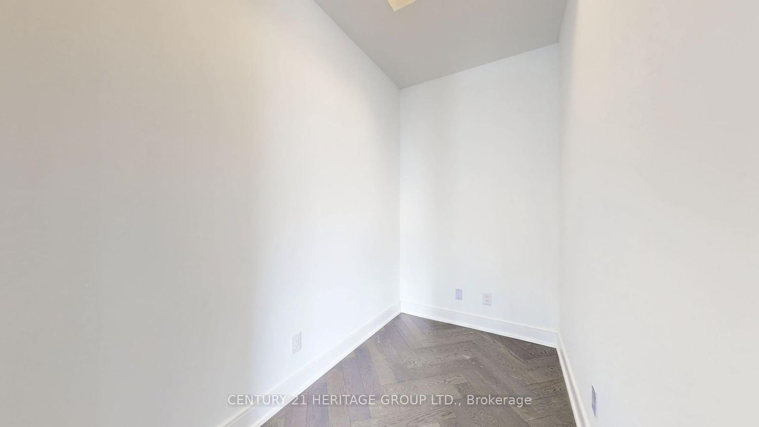 8888 Yonge Street, Unit 1205 - Photo 33