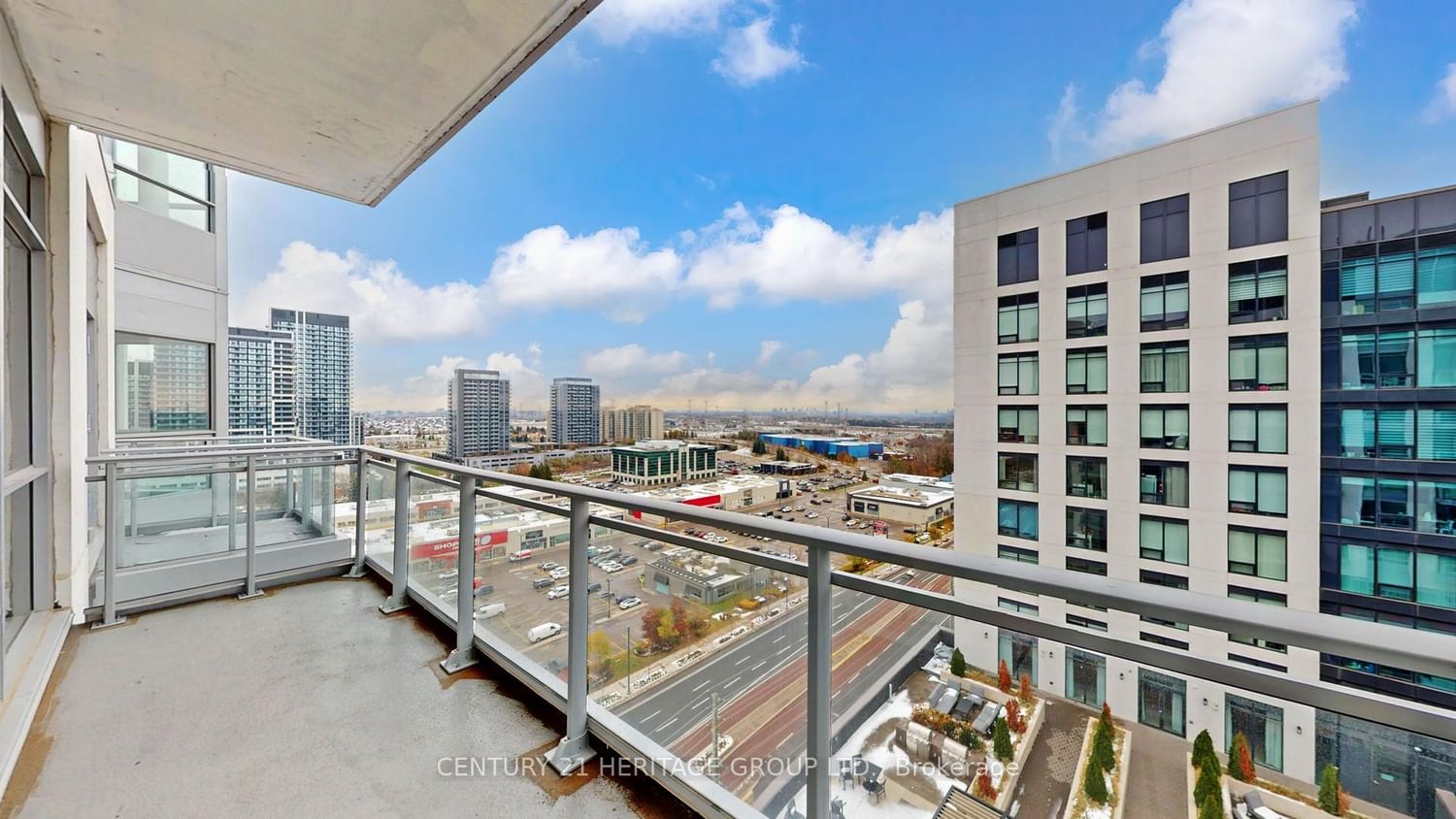 8888 Yonge Street, Unit 1205 - Photo 38