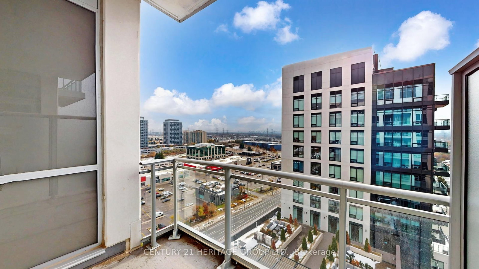 8888 Yonge Street, Unit 1205 - Photo 39