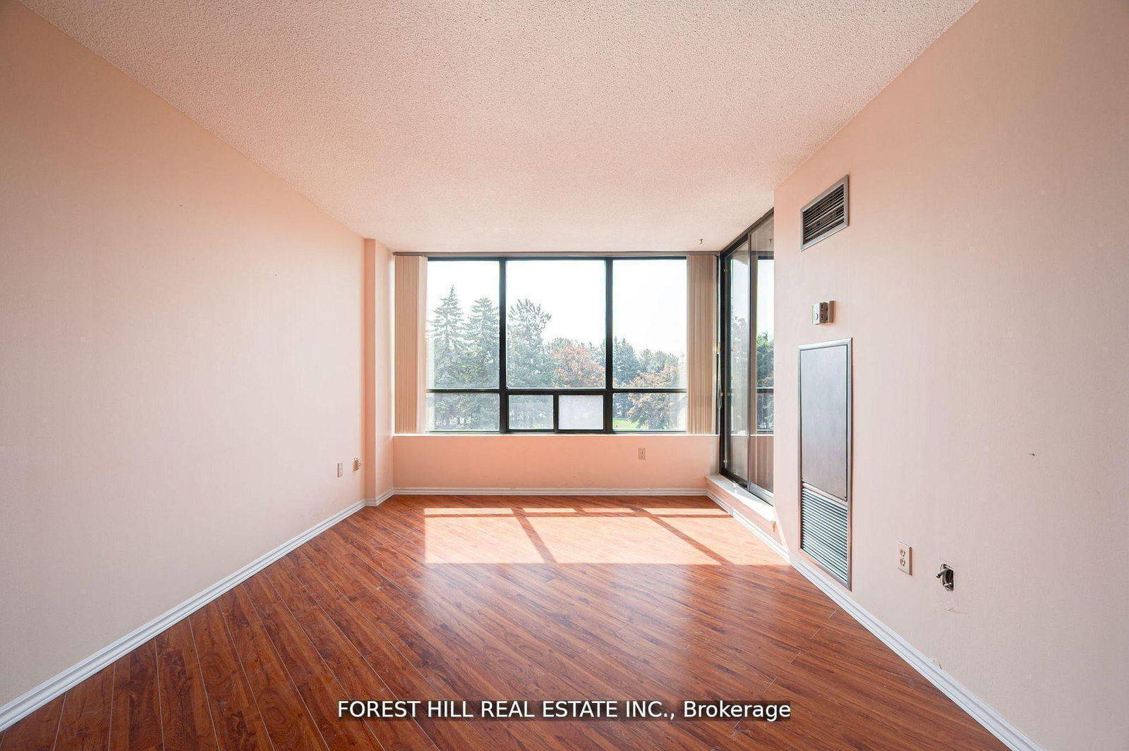 7440 Bathurst Street, Unit 308 - Photo 11