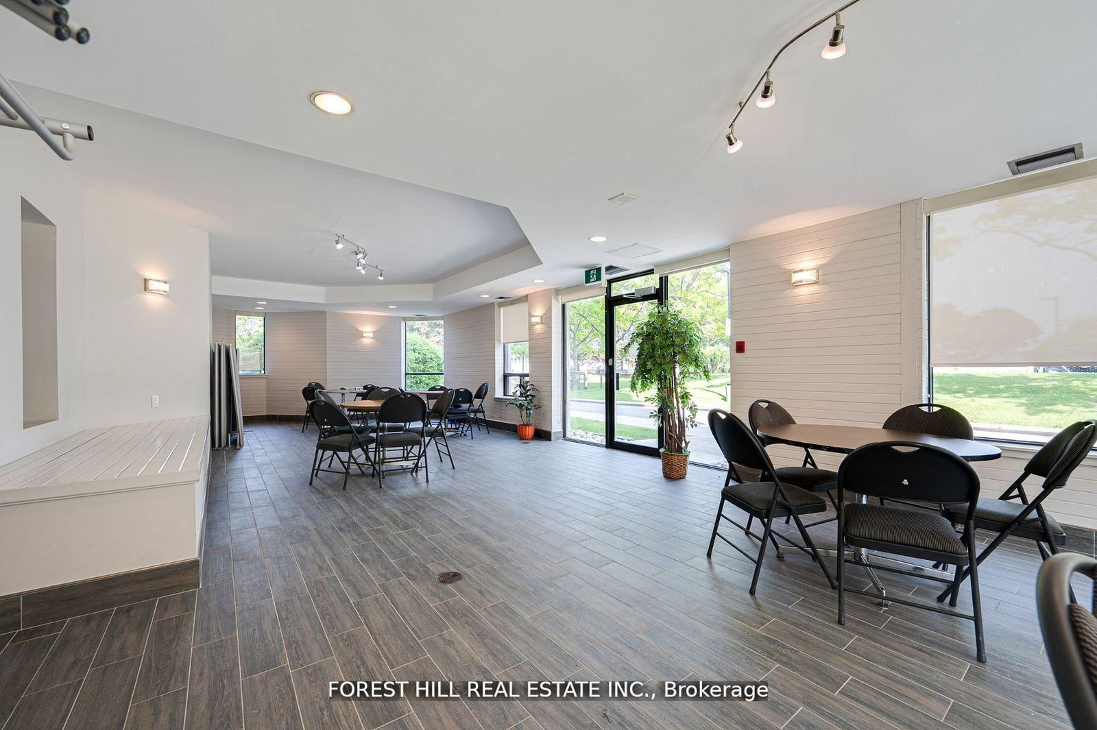 7440 Bathurst Street, Unit 308 - Photo 24