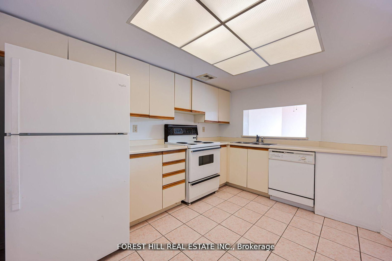 7440 Bathurst Street, Unit 308 - Photo 6