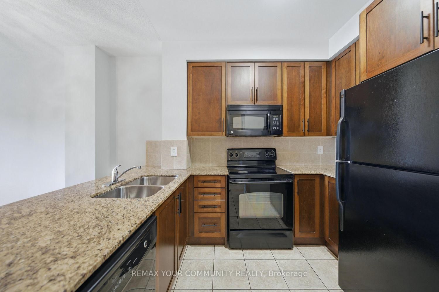 160 Woodbridge Avenue, Unit 409 - Photo 13
