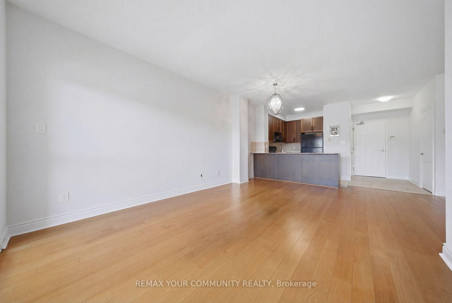 160 Woodbridge Avenue, Unit 409 - Photo 19