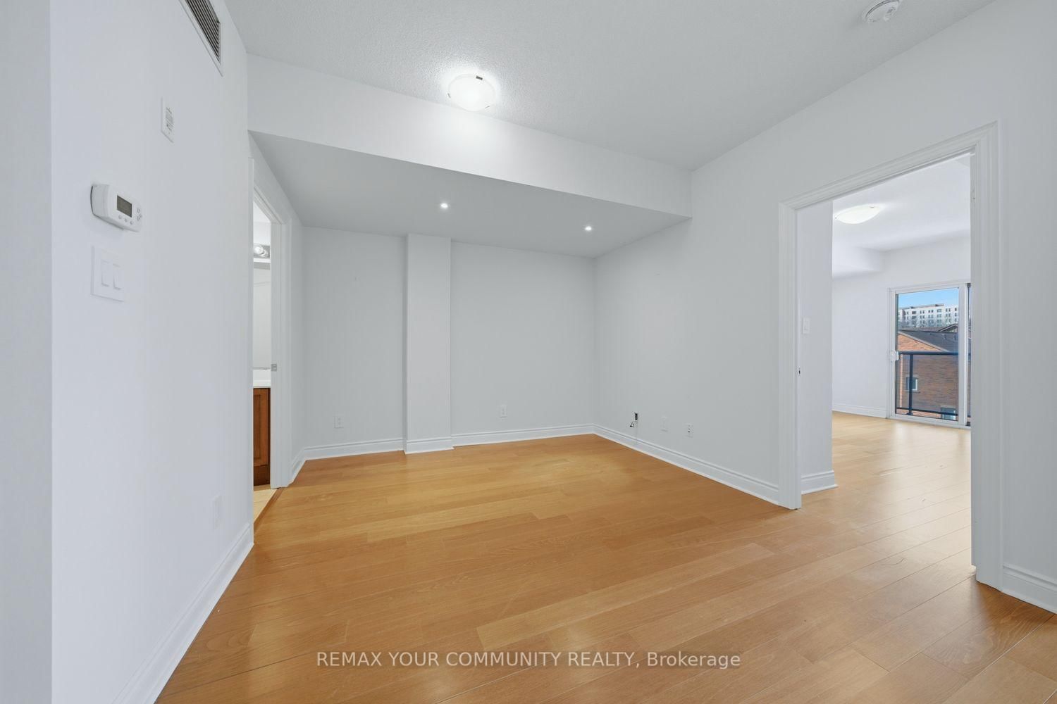 160 Woodbridge Avenue, Unit 409 - Photo 20