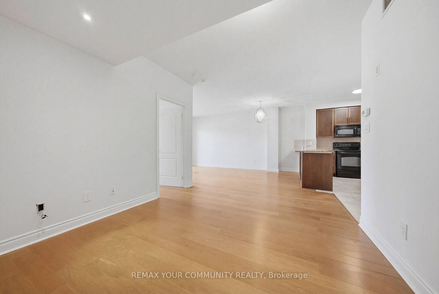 160 Woodbridge Avenue, Unit 409 - Photo 24