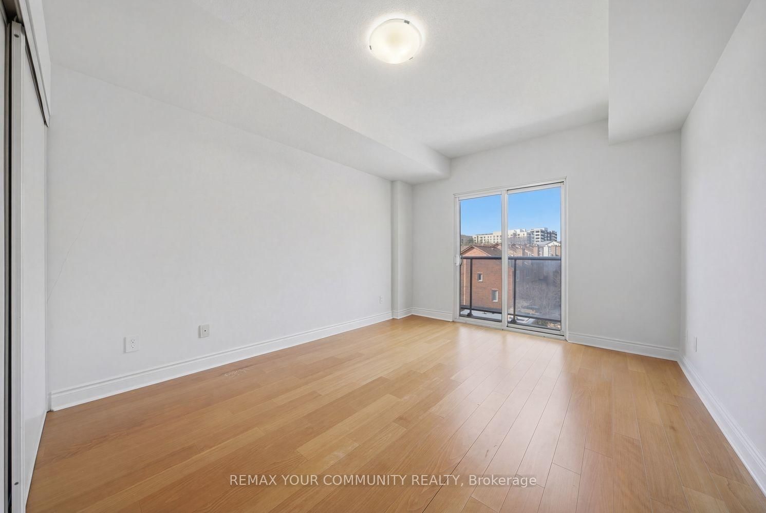 160 Woodbridge Avenue, Unit 409 - Photo 25