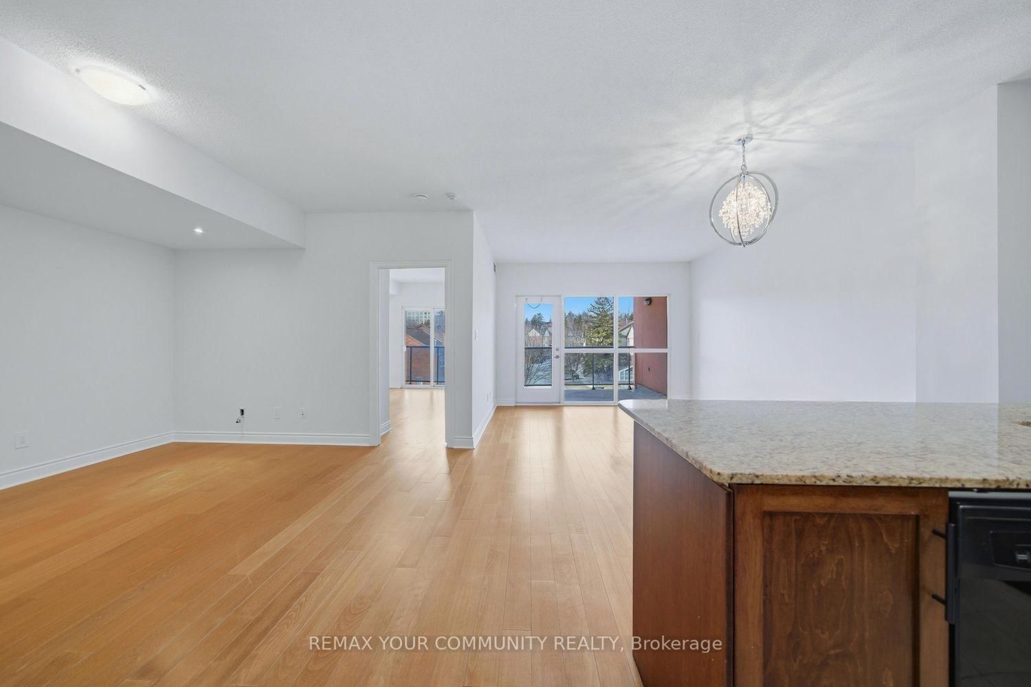 160 Woodbridge Avenue, Unit 409 - Photo 7