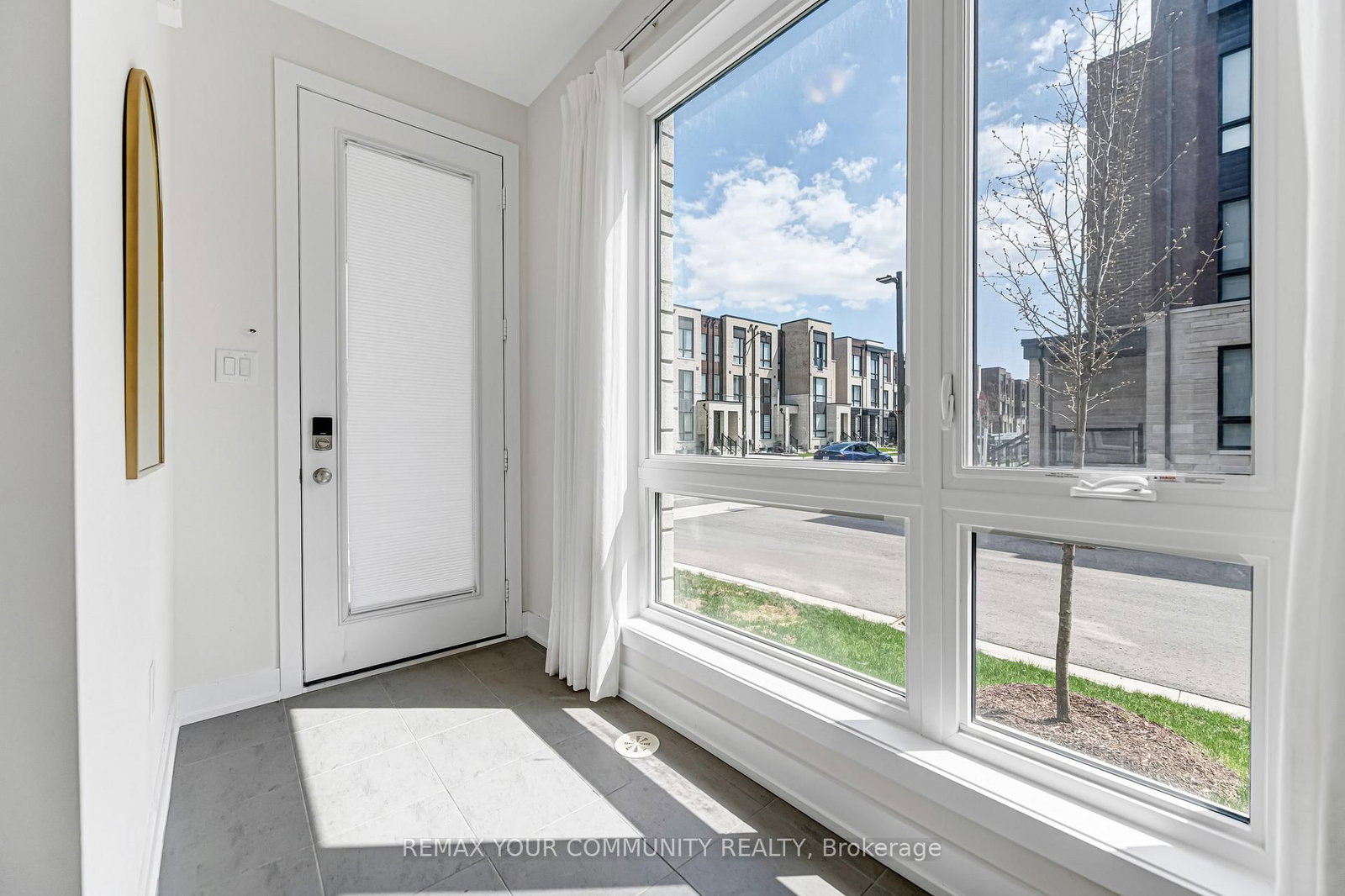 92 Stauffer Crescent - Photo 2