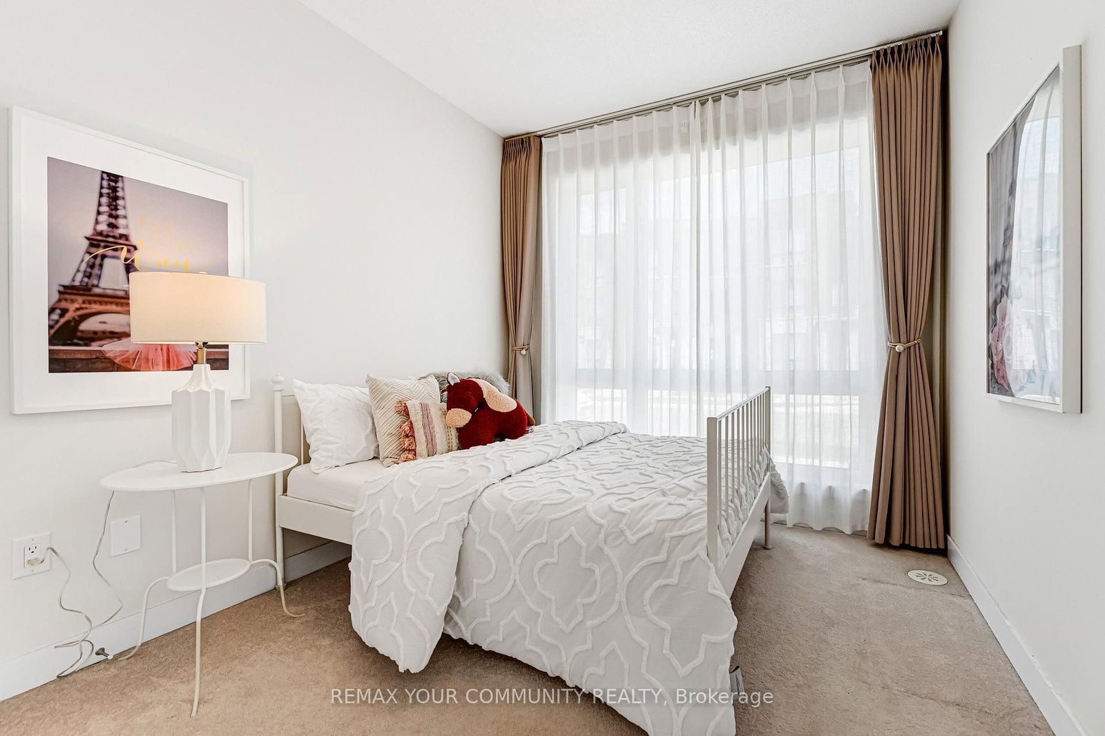 92 Stauffer Crescent - Photo 4