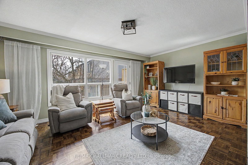 65 - 11 Plaisance Rd, Richmond Hill, L4C 5H1 | Image 3