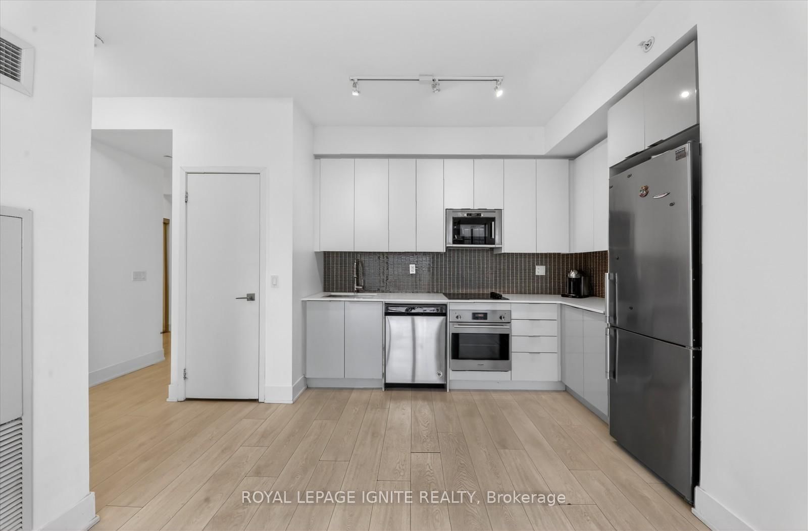 2916 Highway 7 Road, Unit 2802 - Photo 12