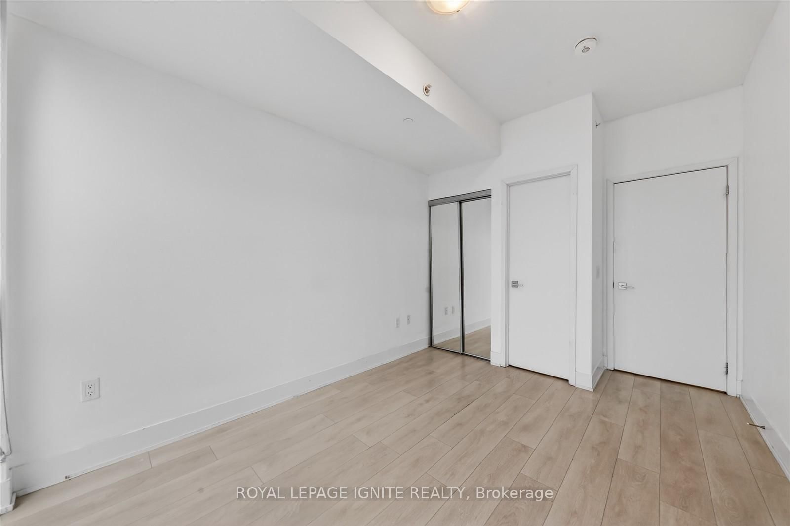 2916 Highway 7 Road, Unit 2802 - Photo 23