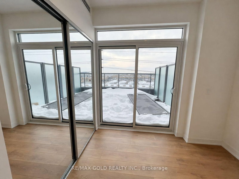 517 - 498 Caldari Rd, Vaughan, L4K 0R6 | Image 2