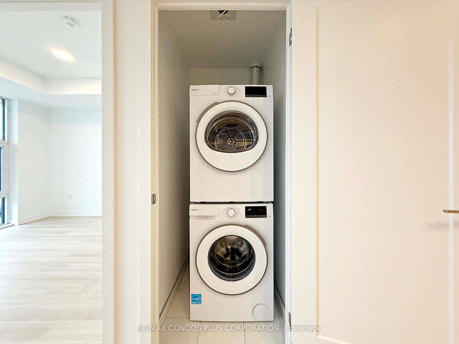 9751 Markham Road, Unit 2212 - Photo 12